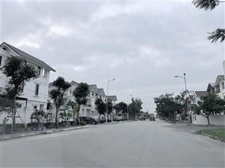 Chuyển nhượng lô đất 290m2 đường 25m kbt mê linh, giá hời thị trường.  0975 015 ***