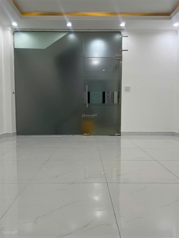 Chính chủ cho thuê văn phòng 25m2 kđt vạn phúc city chỉ 5.5 triệu/tháng (t.06/2026)