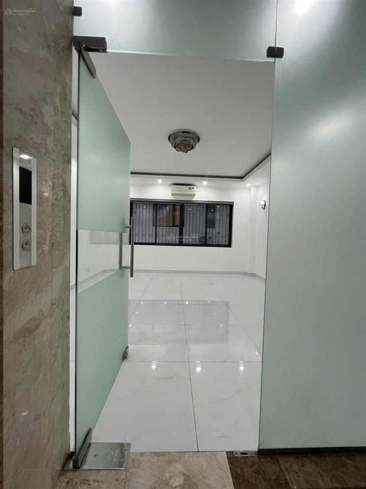 Chính chủ cho thuê văn phòng 25m2 kđt vạn phúc city chỉ 5.5 triệu/tháng (t.06/2026)