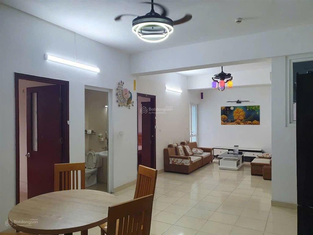 Căn hộ ct2c ngõ 34 phố hoàng cầu ,cạnh tân hoàng minh