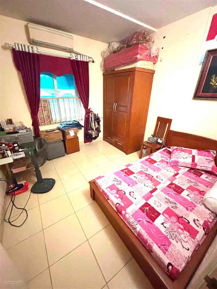 Chính chủ bán căn 2 ngủ 70m toà sdu 143 tràn phú, sẵn sổ bàn giao luôn.  0349 518 ***