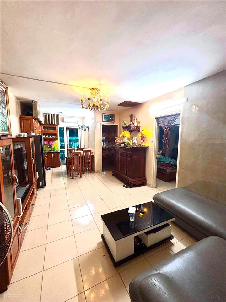 Chính chủ bán căn 2 ngủ 70m toà sdu 143 tràn phú, sẵn sổ bàn giao luôn.  0349 518 ***