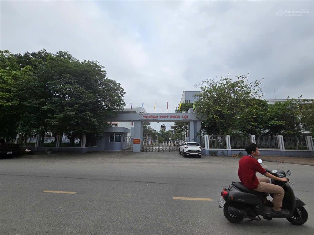 Đất phúc lợi ngõ ô tô thông 56,8m. gần công viên chợ, nhà văn hóa, trường mn cấp 1, 2,3. gía 8,x tỷ