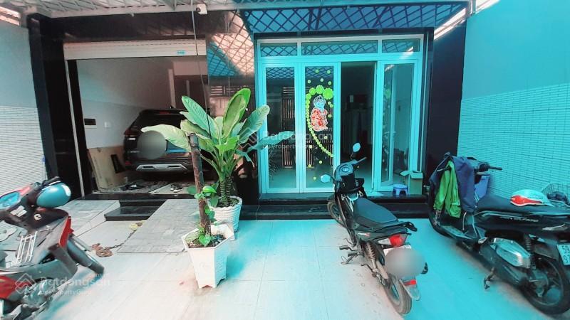 Bán nhà mặt tiền đường số 11 bình chiểu, thủ đức, 147m2, 4 tầng, giá chỉ 11 tỷ