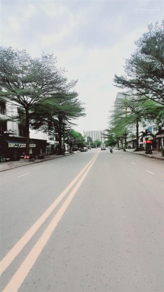 Bán nhà mặt tiền đường số 11 bình chiểu, thủ đức, 147m2, 4 tầng, giá chỉ 11 tỷ