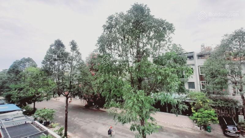 Bán nhà mặt tiền đường số 11 bình chiểu, thủ đức, 147m2, 4 tầng, giá chỉ 11 tỷ