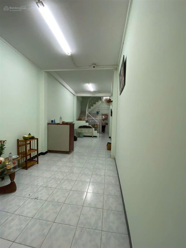 Bán nhà quận 1, (29 lương hữu khánh) 141m (4 tầng) giá 8,580 tỷ rẻ chưa từng có