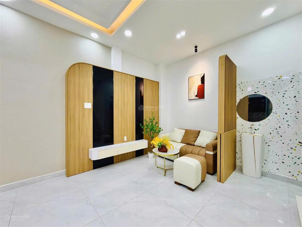 Bán nhà 5.8m x 6,6m, 1 trệt + 2 lầu, hẻm lê đức thọ. p17 gv.