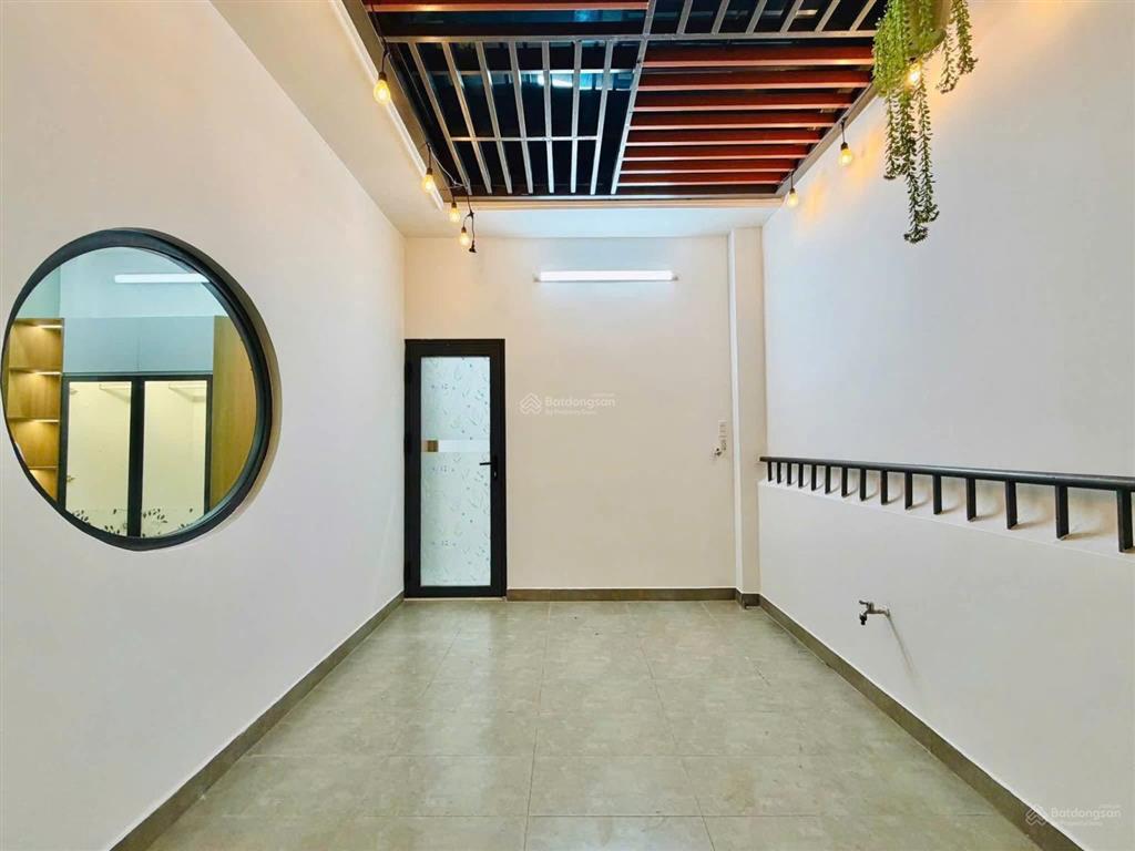 Bán nhà 5.8m x 6,6m, 1 trệt + 2 lầu, hẻm lê đức thọ. p17 gv.