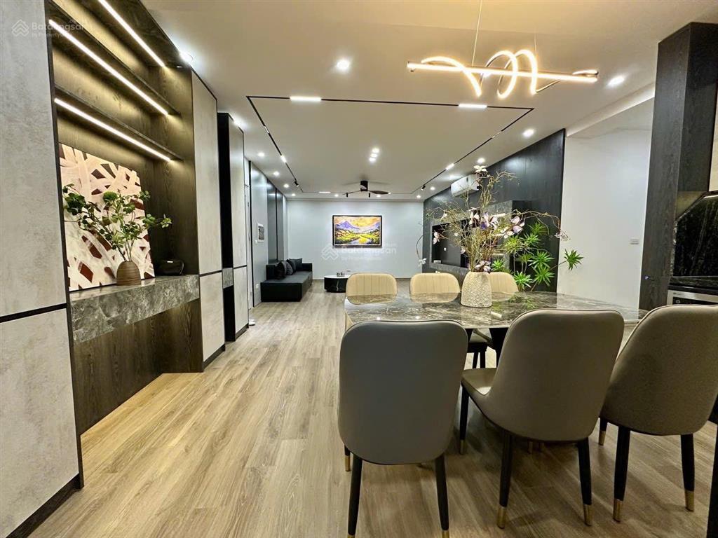 Bán căn hộ cao cấp hiếm kđt văn khê hà đông 160m2, 4pn 3wc, nội thất xịn không gian sống lý tưởng