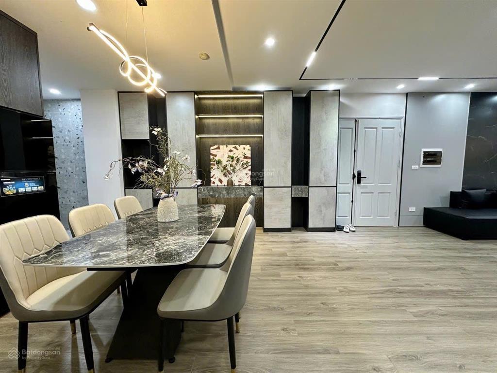 Bán căn hộ cao cấp hiếm kđt văn khê hà đông 160m2, 4pn 3wc, nội thất xịn không gian sống lý tưởng