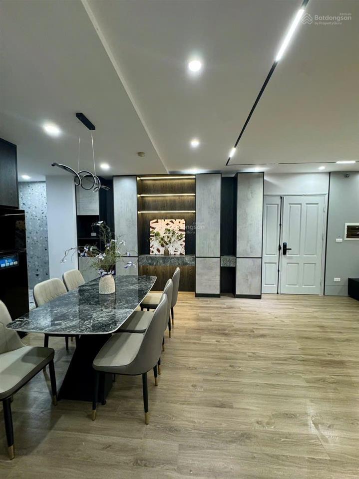 Bán căn hộ cao cấp hiếm kđt văn khê hà đông 160m2, 4pn 3wc, nội thất xịn không gian sống lý tưởng
