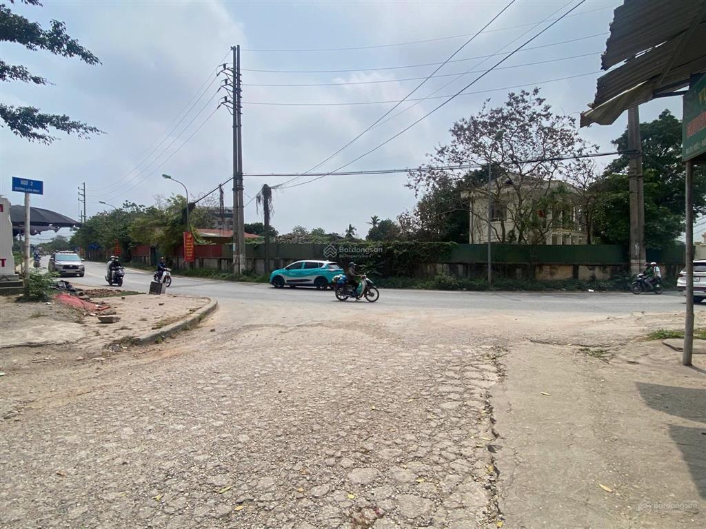 Cho thuê kho xưởng 1.000m liên mạc, bắc từ liêm, giá chỉ 38tr, xe container ra vào thoáng cao