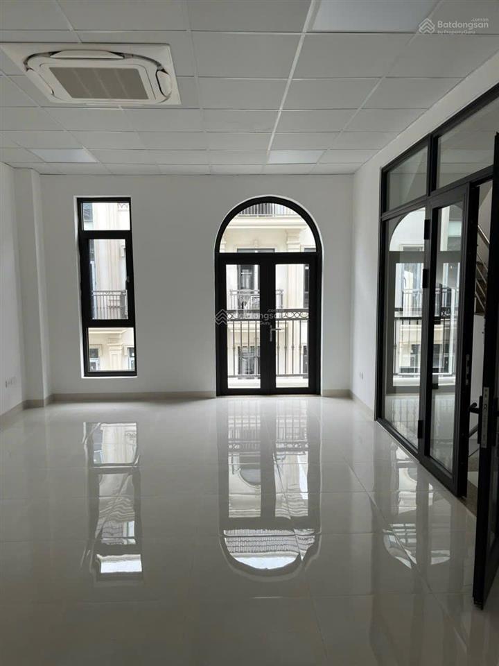 Cho thuê biệt thự him lam lô góc vạn phúc, tố hữu lê văn lương 120m2x7 tầng thang máy full đồ, 55tr