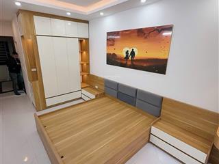 Bán phân lô vỉa hè thang máy nguyễn tuân, dòng tiền 800tr/năm, 59m2 2 thoáng giá hời đi nước ngoài