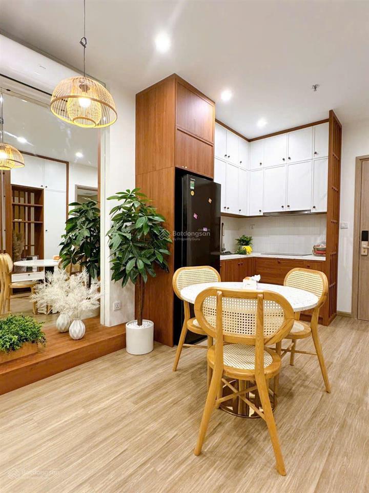 Bán ch 1n+ tại tòa sa2 vinhomes smart city giá 3,1 tỷ bao phí