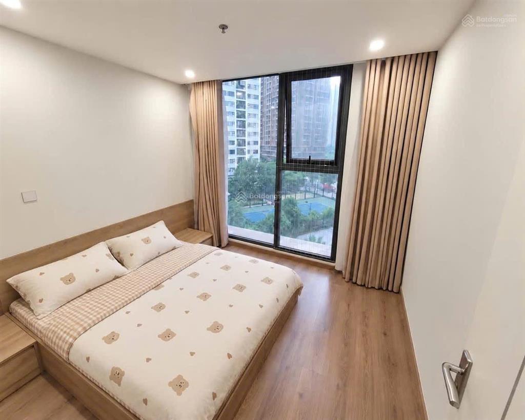 Quá rẻ cho căn 2n+ 64m2 i1 vinhomes smart city giá 4,4 tỷ