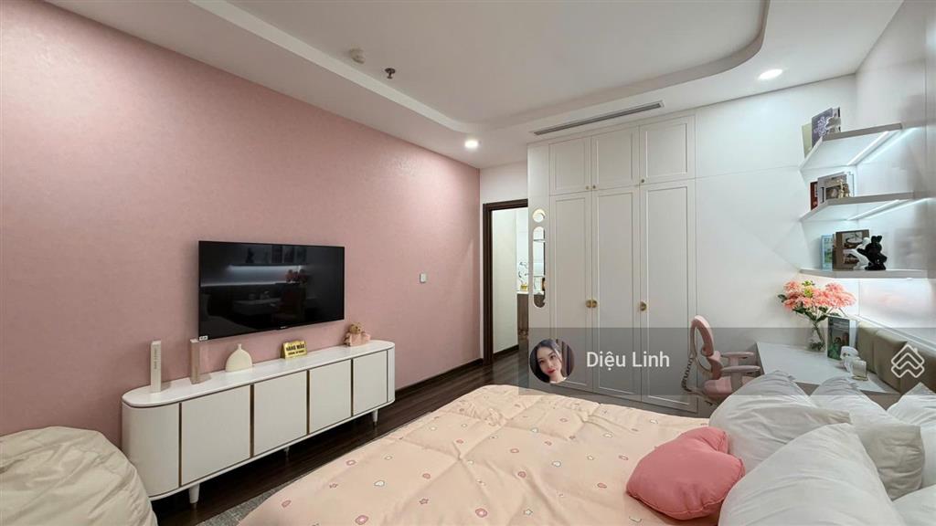 Bán căn 1,5pn đông nam toà rose rẻ nhất thị trường.  0784 158 ***