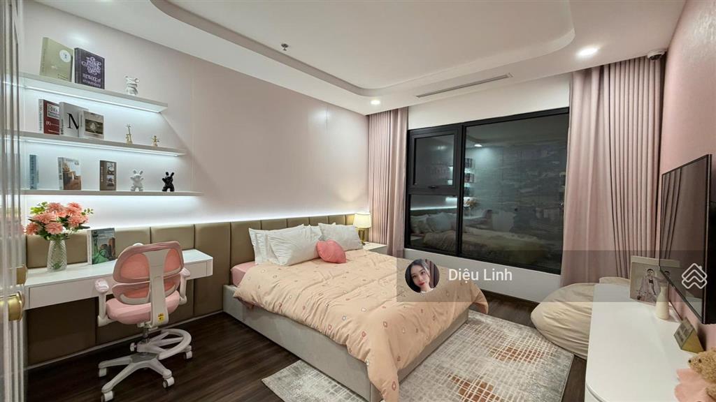 Bán căn 1,5pn đông nam toà rose rẻ nhất thị trường.  0784 158 ***