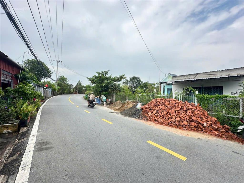 Bán đất thổ cư mặt tiền nguyễn văn mạnh  long hòa (gần vin lấn biển), 405m2 gần chợ và trường học