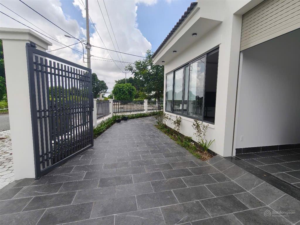 Cho thuê villa nghĩ dưỡng tại kdc phước lộc, cần giờ đầy đủ nội thất mới. chỉ 35tr/tháng