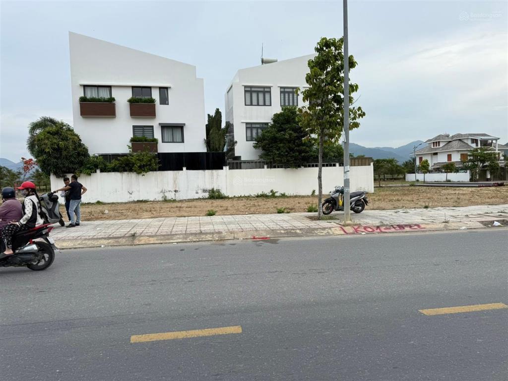 Hàng hiếm khó tìm view trực diện sông tắc  giá 38 triệu/m2  giá hời kđt ven sông tắc