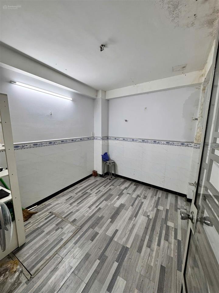 Bán nhà mặt tiền huỳnh văn bánh, giá 9,05 tỷ, đất 26.1m2, 1trệt 3lầu sàn 80m2