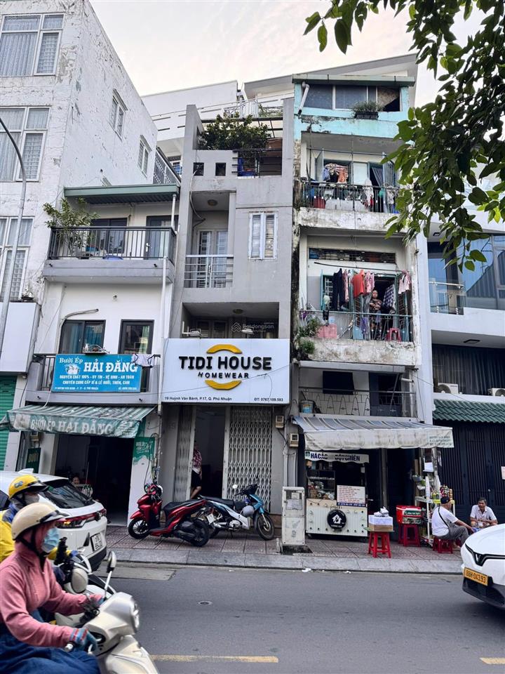 Bán nhà mặt tiền huỳnh văn bánh, giá 9,05 tỷ, đất 26.1m2, 1trệt 3lầu sàn 80m2