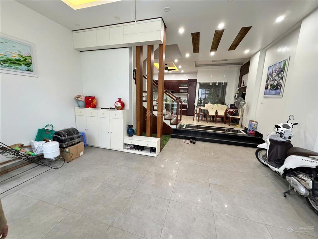 Cho thuê nhà tại lê hồng phong mới đẹp vị trí đẹp giá tốt, 4 ngủ full đồ chỉ 16tr  0912 473 ***