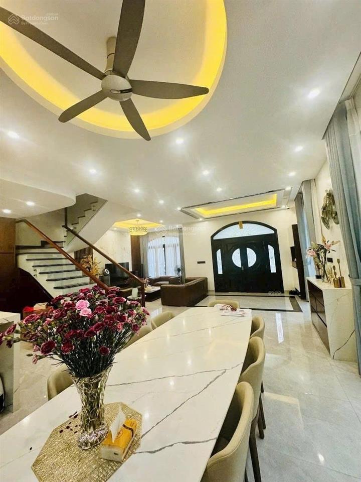 C.h.o t.h.u.ê n.h.à tại nguyên căn vinhomesmarina mới tinh 4 ngủ full chỉ 29tr0912 473 ***