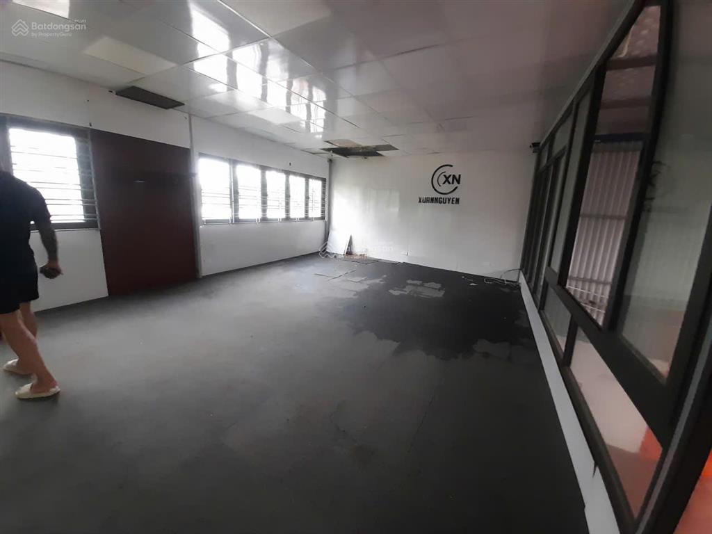 Cho thuê nhà xưởng bùi viện, 200m2, 18tr  0912 473 ***