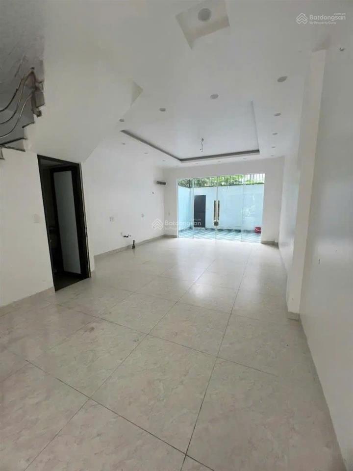 Cho thuê nhà mặt đường quán nam, 100m2, 5 tầng 6 ngủ, 21tr0912 473 ***