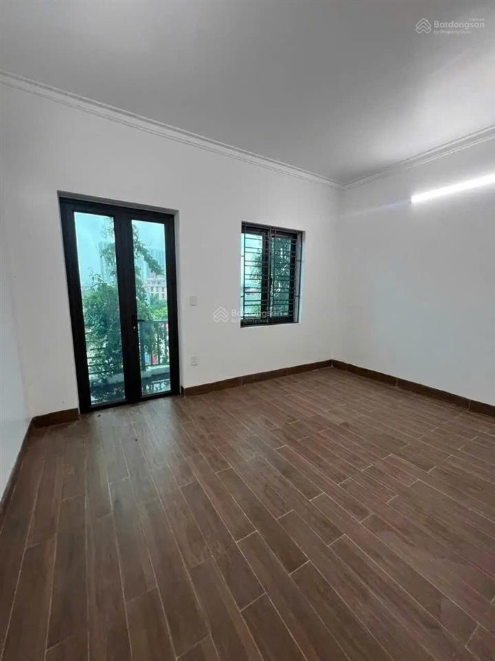 Cho thuê nhà mặt đường quán nam, 100m2, 5 tầng 6 ngủ, 21tr0912 473 ***