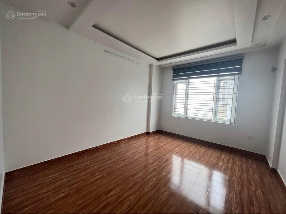Cho thuê nhà khu vực văn cao, 50m2, 4 tầng, 4 ngủ full 10 triệu/th  0912 473 ***