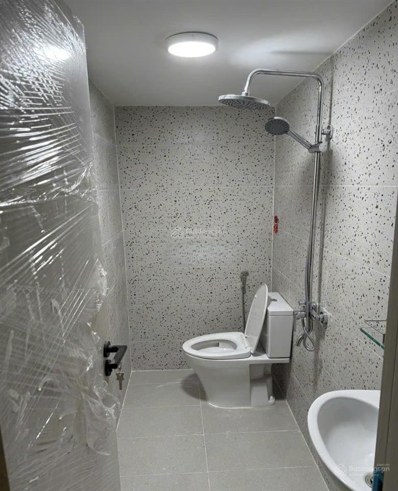 Chủ xuất cảnh bán gấp nhà hẻm xe hơi nguyễn cửu vân  5x18m 5 tầng giá 18 tỷ