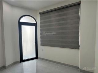 Hẻm nhựa 10m điện biên phủ  nhà 4 tầng ngang 5m giá 18 ty