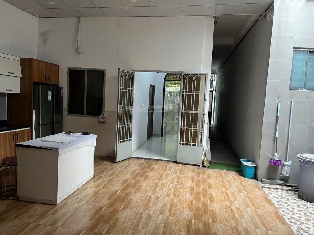 Funl nội thất nguyễn trải 4x12m 1 lầu 2pn giá 14tr/thg