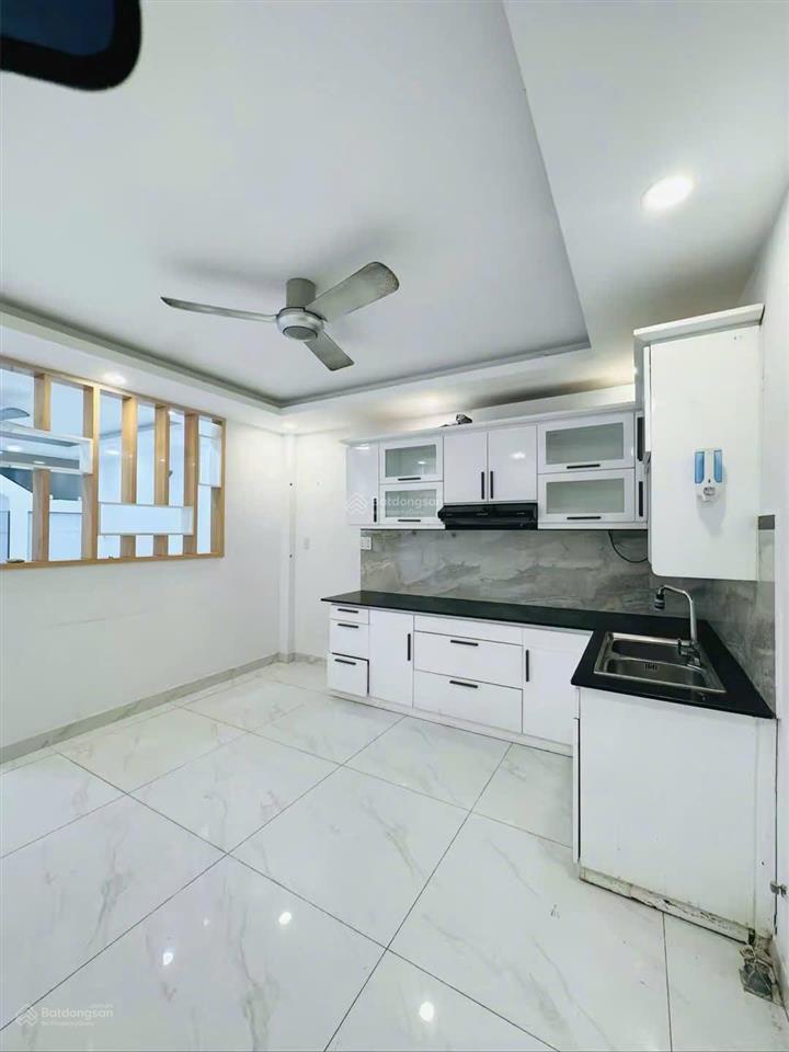Nguyên căn mặt tiền chu văn an trệt 3 lầu giá 25tr
