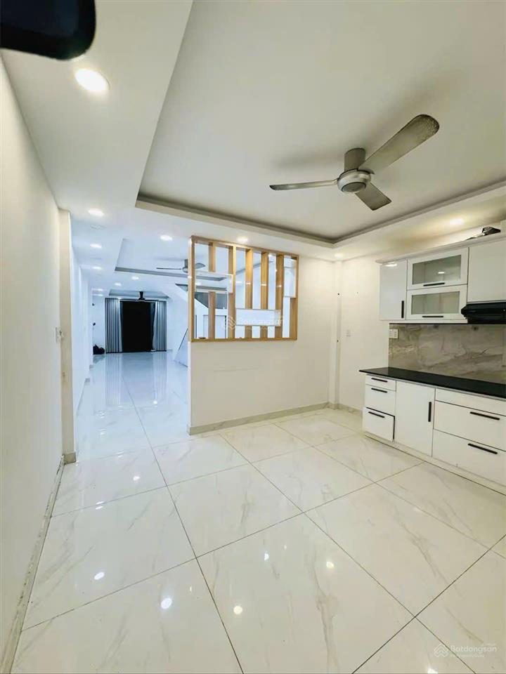Nguyên căn mặt tiền chu văn an trệt 3 lầu giá 25tr