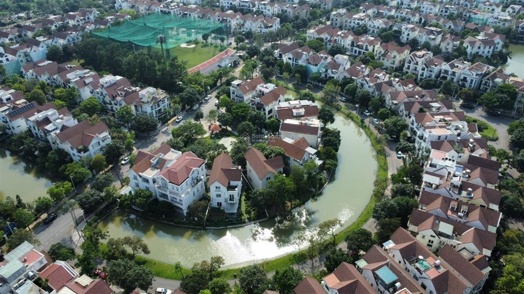 Bán biệt thự riverside. hoa phượng. 220m, đn, full đồ, mt 11m, sông trước nhà 69 tỷ 0984 926 ***