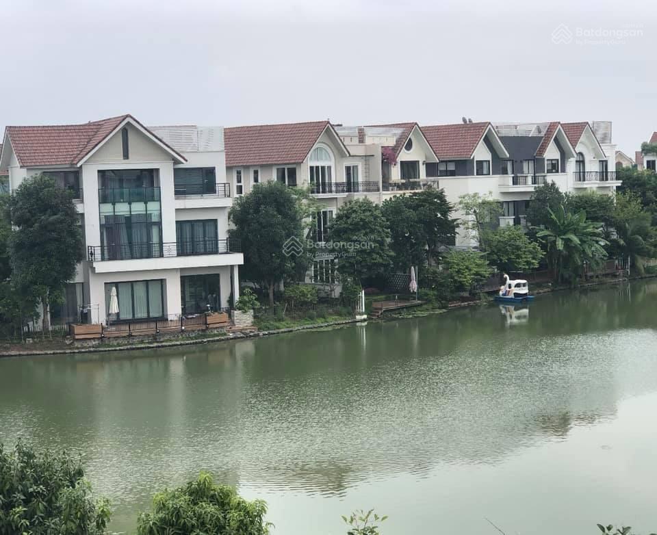 Cần bán. đơn lập hoa sữa 820, 550m, đn, hoàn thiện tỉ mỉ, ngã ba sông. view vườn hoa rộng 169 tỷ