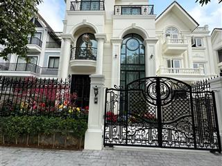 Độc quyền bán đ lập nhỏ hoa sữa 3, 235m, vuông vức, hoàn thiện full đồ, ngã ba sông view almaz.