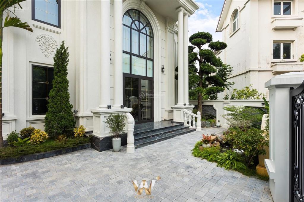 Bán đơn lập vip bằng lăng 9  05, đn, 705m2, nội thất đẹp, view sông mở. hàng xóm vip 1000  2000m2