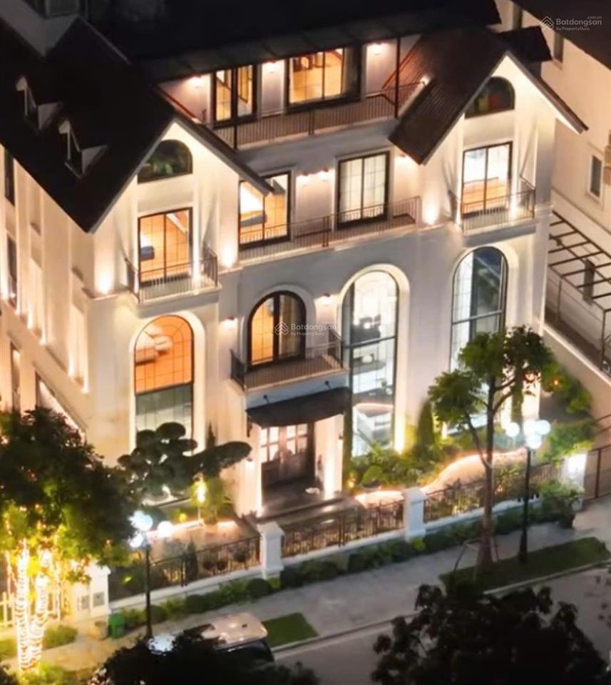 Bán cặp song lập riverside. 385m2, ht thông sàn tầng 1, nt hiện đại 100% nhập khẩu, view vườn hoa