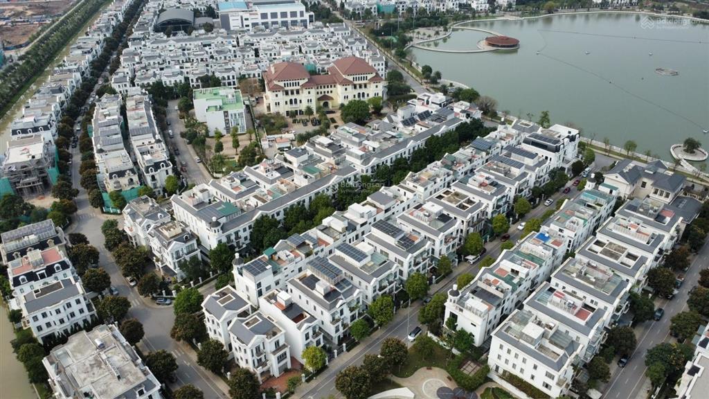 Góc đầu tư bán biệt lập nguyệt quế, 350m2 nt hiện đại. view sông thoáng, gần hồ 12.4ha giá 138 tỷ