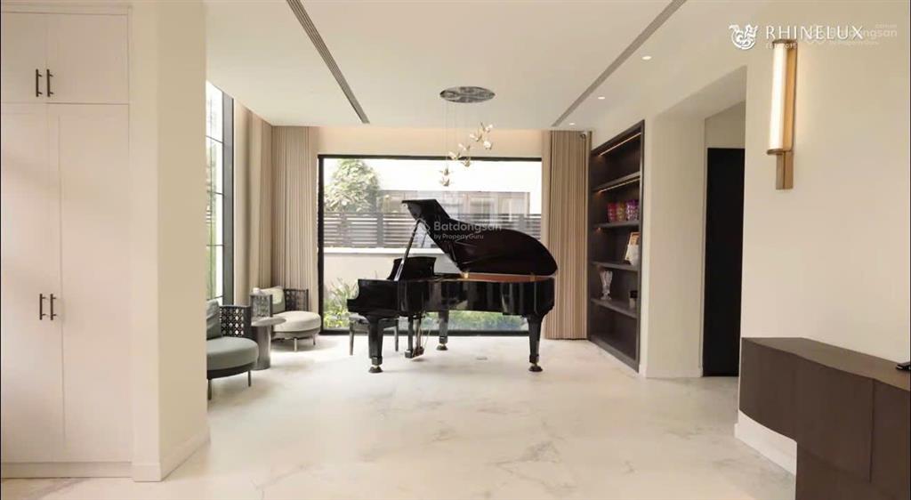 Góc đầu tư bán biệt lập nguyệt quế, 350m2 nt hiện đại. view sông thoáng, gần hồ 12.4ha giá 138 tỷ