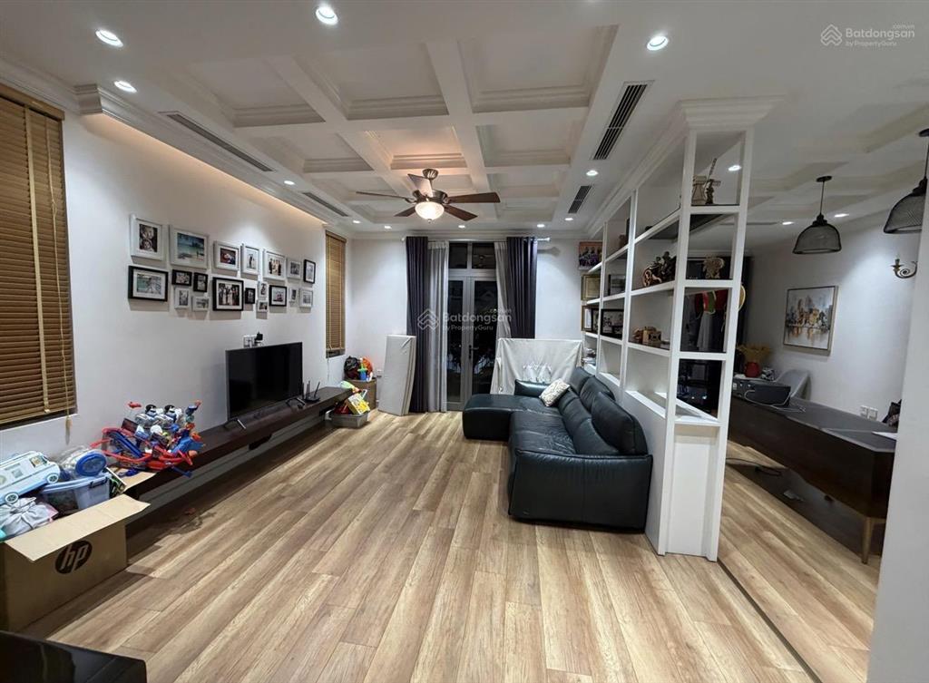 Bán gấp bt song lập vinhomes riverside. 218m2 hoàn thiện, vị trí nội khu, hàng xóm ở đông 61 tỷ