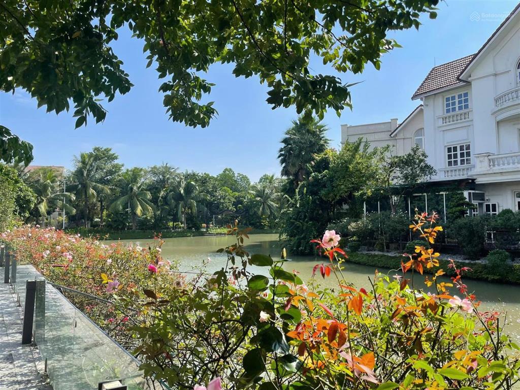 Bán vip đơn lập hoa phượng, 366m2, hoàn thiện siêu đẹp, view sông rộng. đẹp. trung tâm dự án