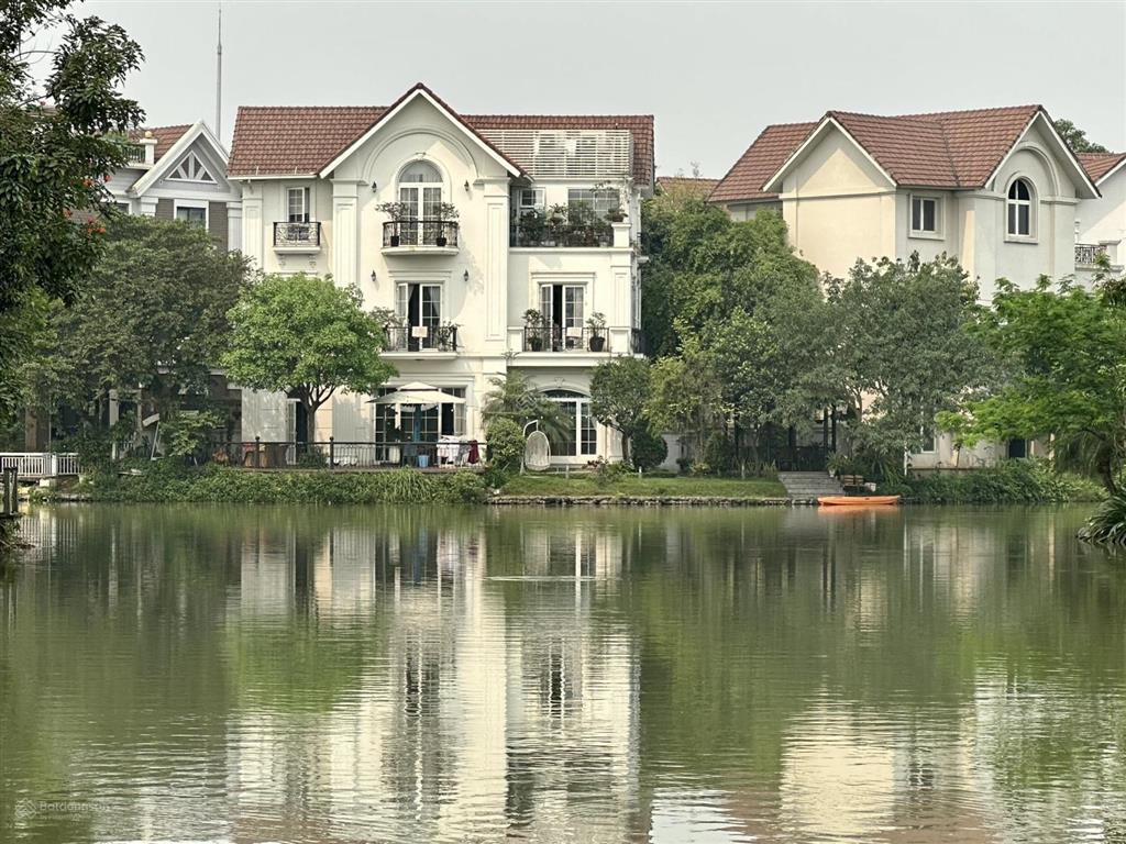 Chủ nhà cần ra hàng gấp đơn lập hoa lan 4, view sông ngã ba, 405m, hoàn thiện đẹp, tỉ mỉ. 145 tỷ