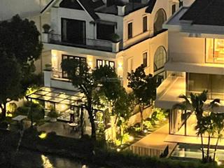 Tin chuẩn. giá 115 tỷ đơn lập vinhomes riverside 336m. ngã ba sông hoàn thiện đẹp, nhận nhà ở ngay